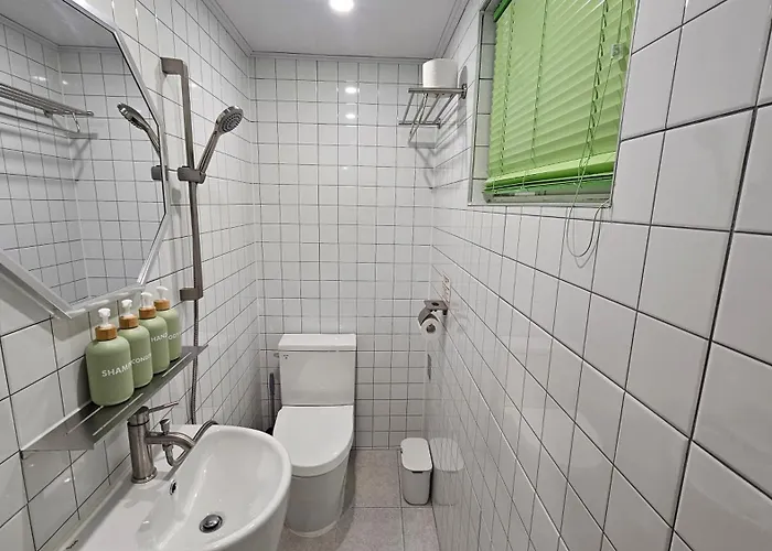 Guest house Selio #arex, Line 1, 4 Stn #line 2,5 Chungjeongno Stn 4min #airport Bus 5min